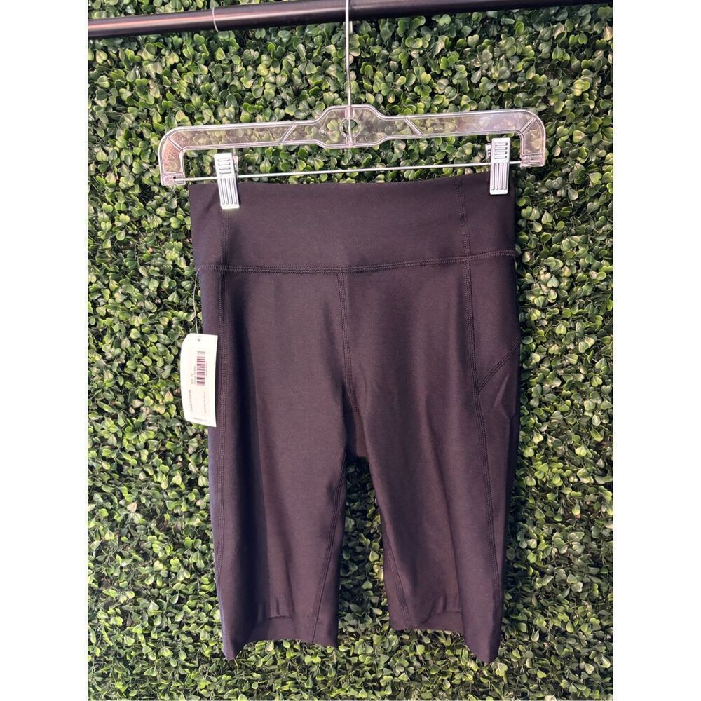 Outdoor Voices Zoom 10 Inch Black Compression Shorts Size XS NWT